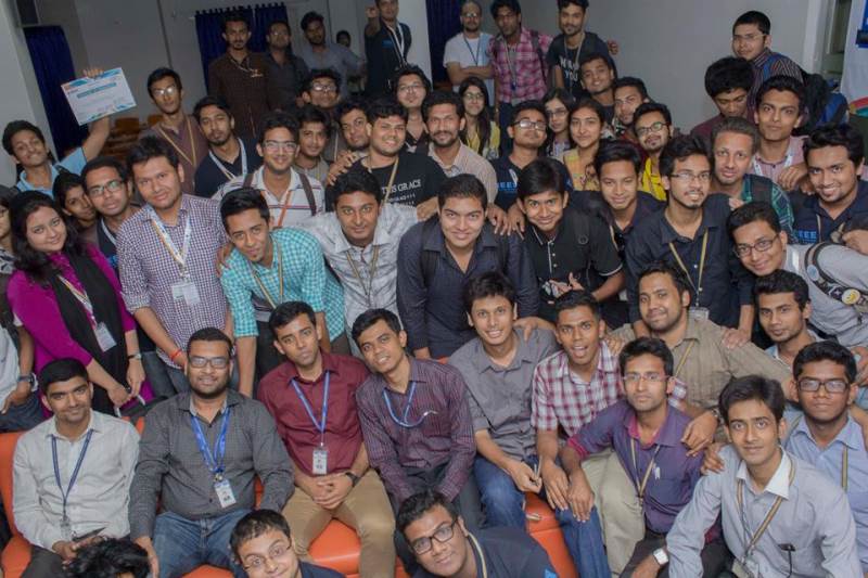 IEEE AIUB Student Branch organized a “Workshop on Arduino” on Arduino Day 2015