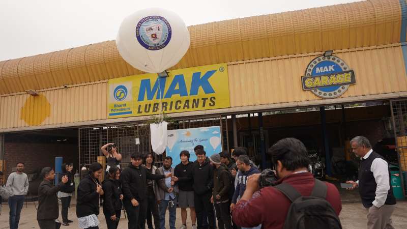 AIUB and AERD successfully launched the first weather balloon, Akashbani V1