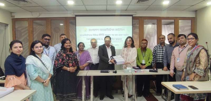 AIUB becomes the first university in Bangladesh to submit Self-Assessment Report (SAR) for EEE program to Bangladesh Accreditation Council (BAC)