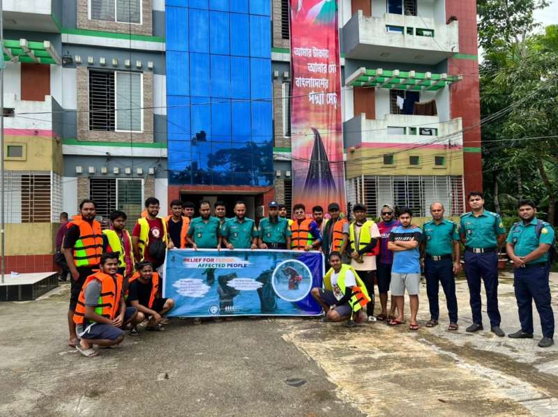 AIUB Social Welfare Club – “Shomoy”: “Standing with the Flood-Effected 2022”