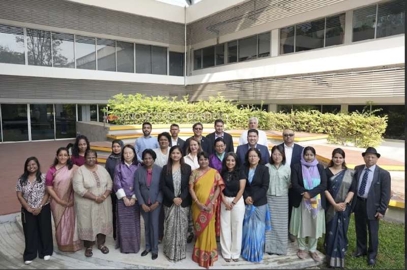 AIUB at the regional business meeting of WePOWER