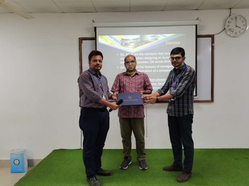 ROLE OF ACCOUNTING & INFORMATION SYSTEM IN BUSINESS ORGANIZATIONS