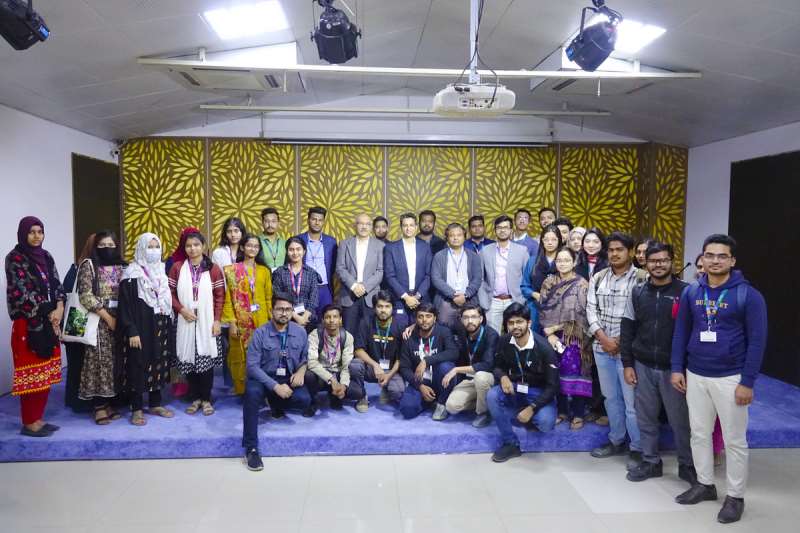 AIUB Job Fair 2024 Technical Session, Tips and Tactics for your Successful Career