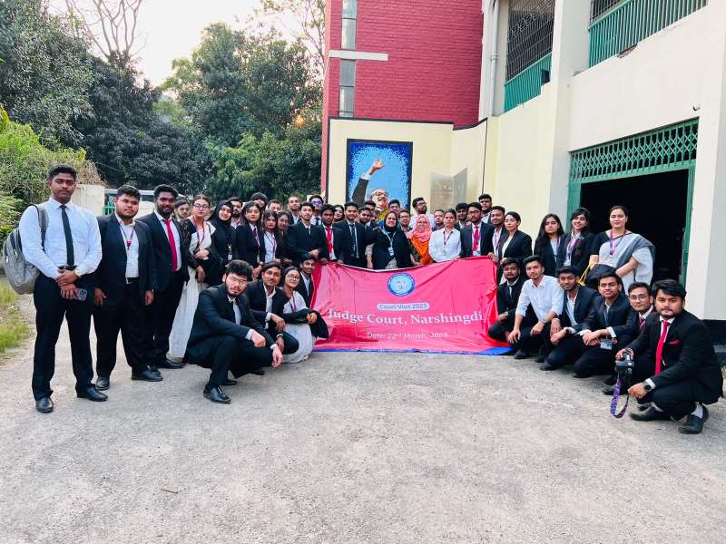 Court Visit of LLB Students