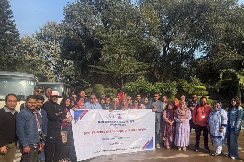 MPH students of AIUB makes educational field trip of industries